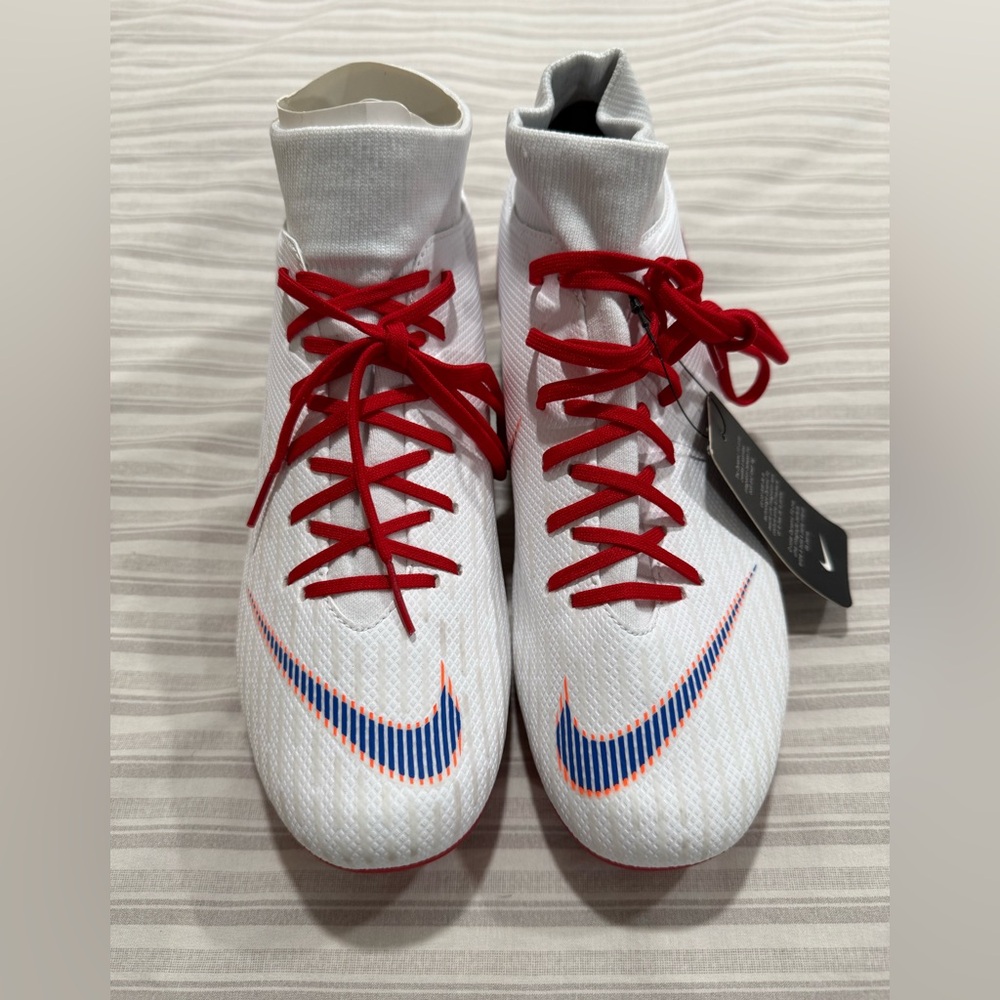Nike Mercurial Soccer Cleats Size 6.5 AO1516-991, NWT, White Red Blue